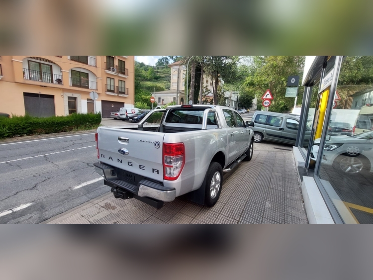 Ford Ranger 3.2 200cv foto 11
